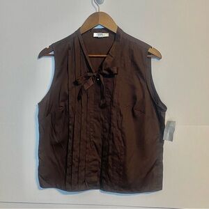 Preppy Classic Calvin Klein Chocolate Brown Sleeveless Button Up Blouse with Tie